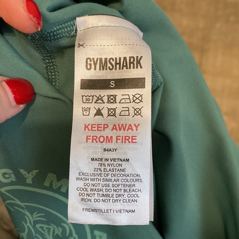 GYMSHARK LEGACY RUCHED TIGHT SHORTS in Hoya Green | Size Small - Picture 3 of 8